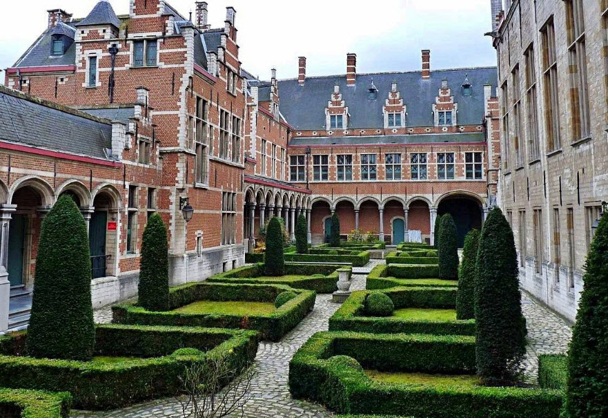 Paleis Van Margareta Van Oostenrijk, Mechelen, Belgium, Belgium